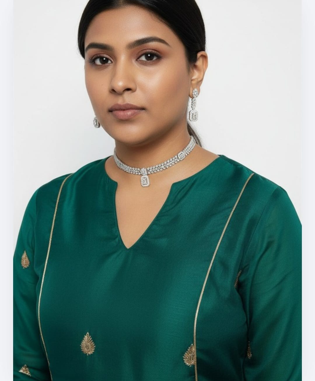 SKU256 Silver Necklace Set with White Crystals - Image 1